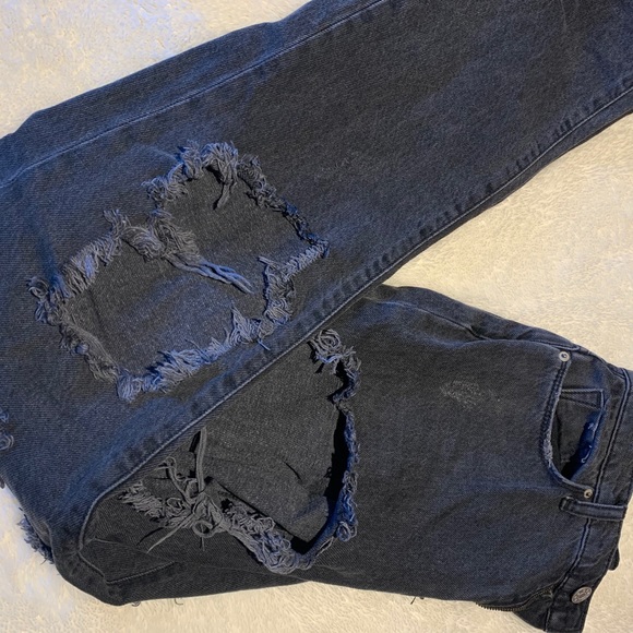 BDG High Waisted Boyfriend Jeans - Picture 2 of 5